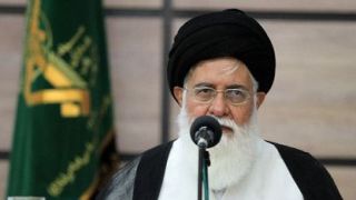 آیت‌الله علم‌الهدی: این درست نیست که وقتی مردم به سراغ گرانی می‌روند، مبادی آن را در تصمیم‌گیری‌های مدیران اجرایی ببینند 