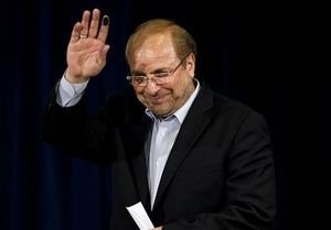 روزنامه اصلاح‌طلب: «خَر» نباشید و اوضاع سیاه ایران را باور کنید!