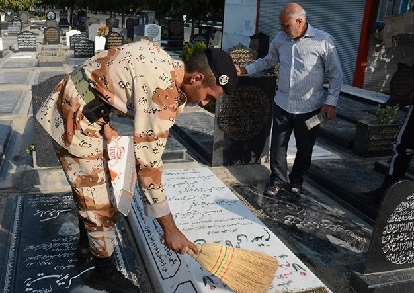 ماجرای سرقت سنگ مزار پدر شهید جاویدالاثر حمید کاظمی مقدم+عکس  