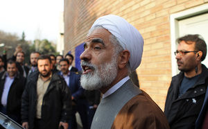 حمله مسلحانه برخی مدیران بازنشسته به پزشکان بنیاد شهید!