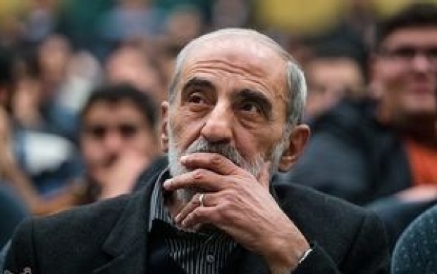 مناظره تناقض در گفتار دولتمردان به وضوح دیده میشد/تهدید مردم توسط روحانی