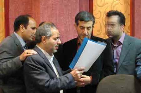 من نمی خواهم نوچه این مسئولین فرصت طلب رانت خوار تحت پوشش عناوین مختلف ما را تحت سیطره خود در آورند باشم
