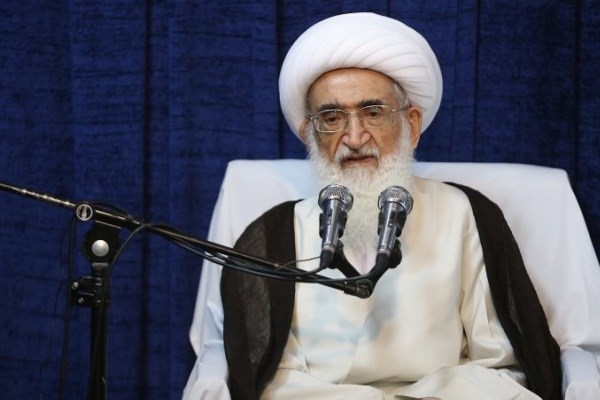 آیت الله نوری همدانی:نامزدی که دیگر رقبا را تخریب کند اصلح نیست