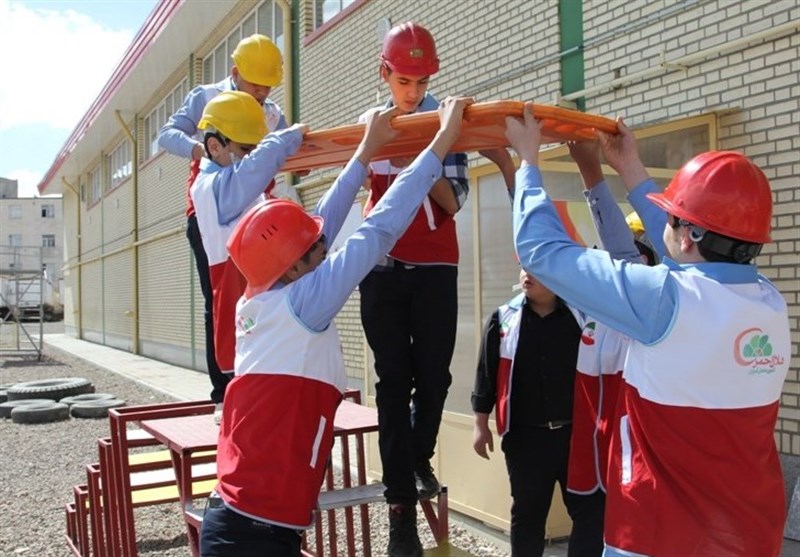 امدادگران و نجاتگران ۸ استان کشور در گلستان آموزش میبینند