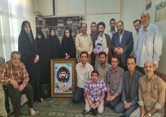 اعضای بسیج رسانه با خانواده شهید شاخص بسیج رسانه گلستان ودیدارکردند