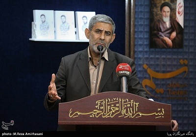 اشخاصی چون بابایی «فرمانده لشکر فرهنگی» هستند