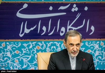  نمی‌پذیریم استادی در دانشگاه آزاد حرف‌‌های ضدانقلابی بزند 