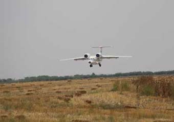 دو روز تا وعده غراوی و فرود هواپیمای به روز جهانی در کلاله