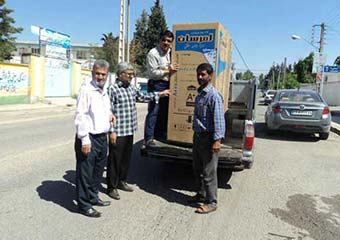 اهدای لوازم خانگی به خانواده های نیازمند کلاله