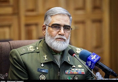 رودر رو با چهره‌ای از تهدید به نام 