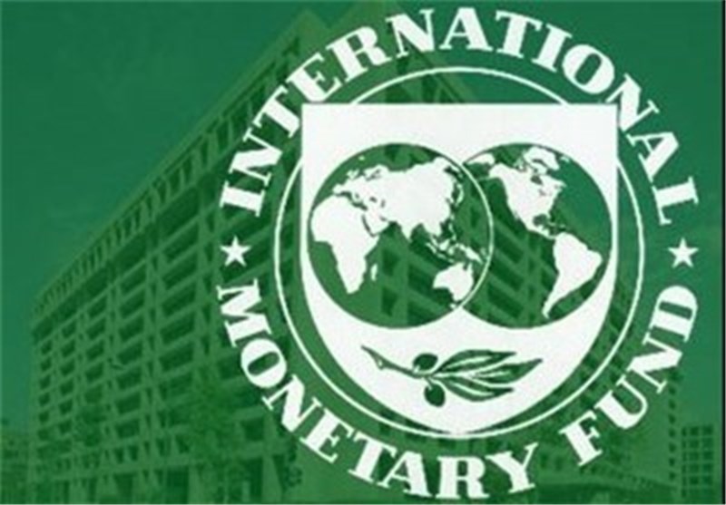 بار مالی حقوق کارمندان بر دوش دولت ایران سنگینی می‌کند 