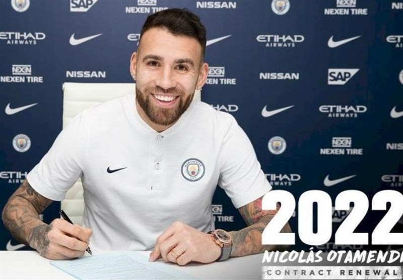 قرارداد مدافع منچسترسیتی تمدید شد 