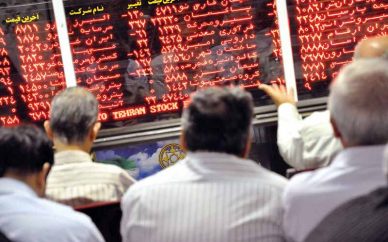نرخ ارز معامله‌گران بورس را سردرگم کرد 