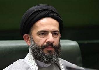 برخی از دولتمردان چشمان خود را به روی حقایق بستند/ پیامکهای نوروزی رئیسجمهور نوعی اسراف است