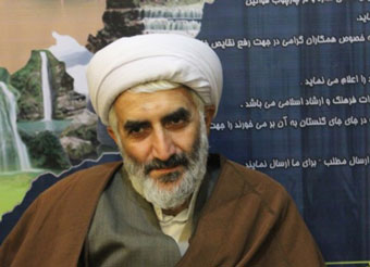 اعتکاف فرصت مناسبی برای دوری از زندگی مادی است