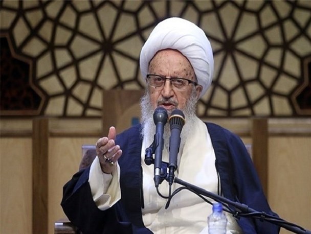 آیا با ۴ ماه کار “تولید و اشتغال” درست میشود/مسئولان فکری برای کاهش این تعطیلات داشته باشند