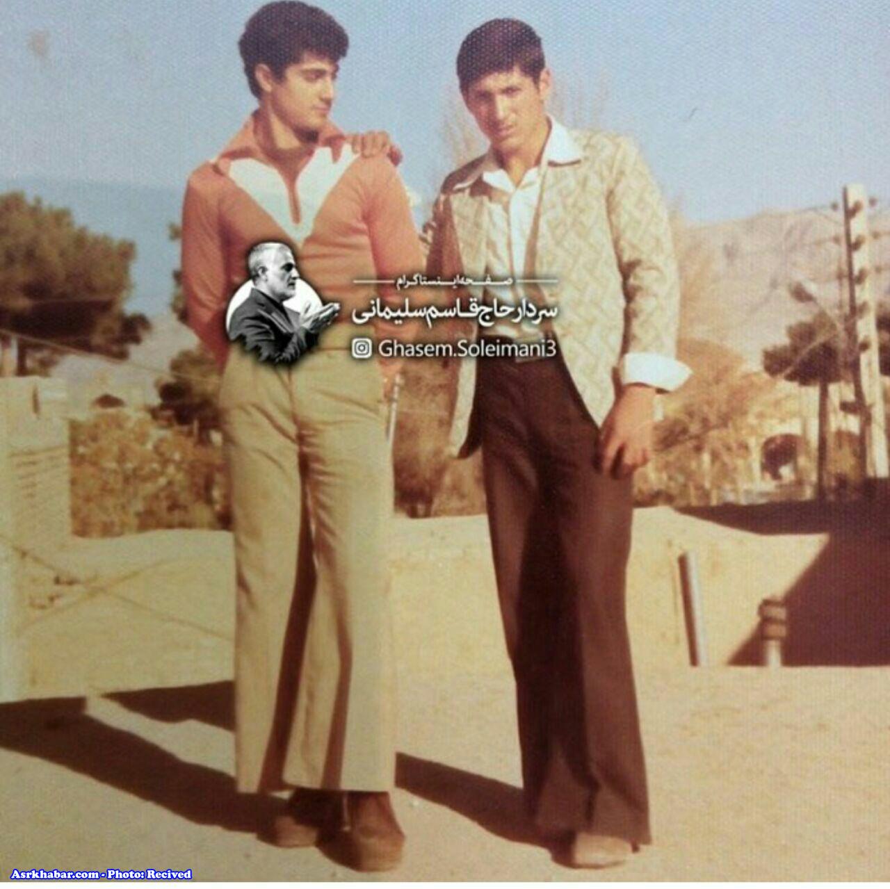 عکس منتشر نشده از سردار سلیمانی با تیپ متفاوت