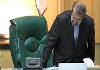 لاریجانی رئیس مجلس ماند؛ انتخاب مجدد مطهری و پزشکیان به عنوان نایب رئیس