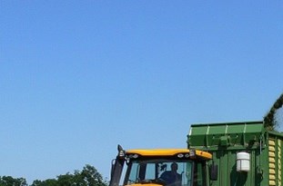 تحقق مکانیزاسیون در بخش کشاورزی با کیفیت پایین تولیدات داخلی امکان‌پذیر نیست/ فرسوده بودن بیش از نیمی از ماشین‌آلات و اداوت کشاورزی در گلستان