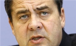 آلمان: محاصره دریایی و هوایی قطر برداشته شود