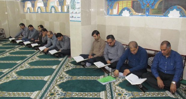 محفل نورانی انس با قرآن کریم ویژه کارکنان زندان مرکزی گرگان