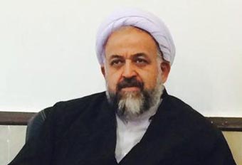 اشخاص باید فدای انقلاب اسلامی شوند و نبایستی انقلاب اسلامی را فدای اشخاص کرد