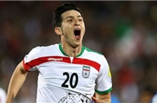 اطلاعی از پیشنهاد باشگاه والنسیا اسپانیا ندارم/تنها به روستوف فکر می‌کنم