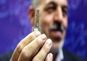 شوخی با مسئولین یا اعتراض به دولت‌مردان؟