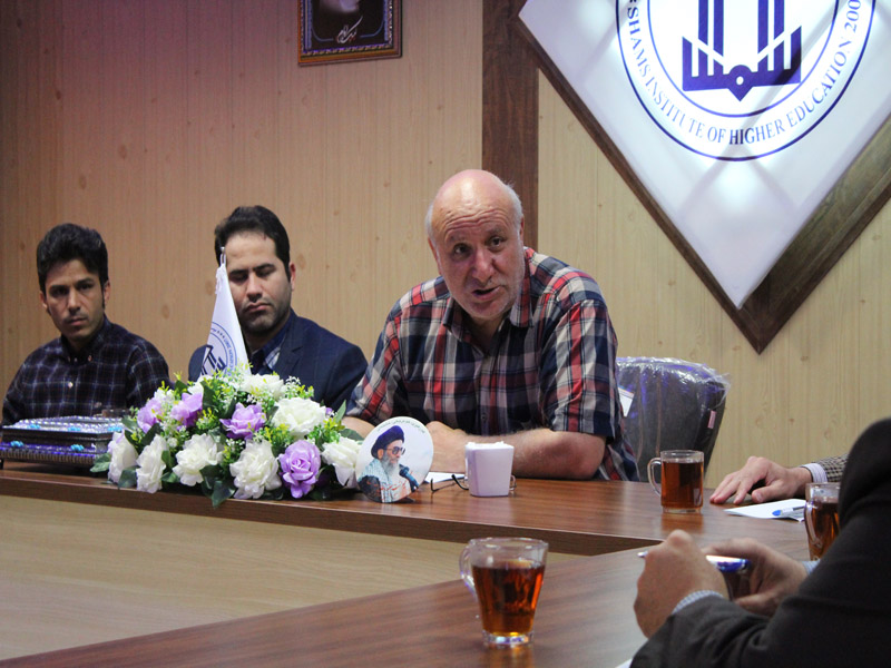 مصاحبه مطبوعاتی رییس دانشگاه شمس گنبد با اصحاب رسانه