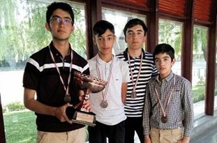 گلستان مقام سوم مسابقات قهرماني گلف کشور را كسب كرد