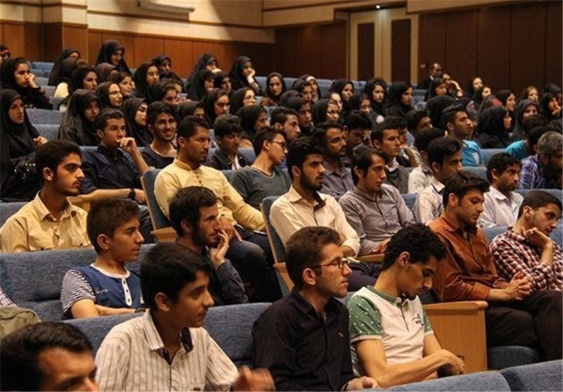 کرسیهای دانشآموزی در استان گلستان برگزار میشود