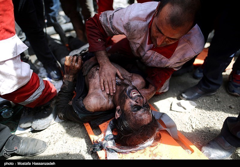 ۲۲ اکیپ عملیاتی نجاتگر هلال احمر در حادثه معدن آزادشهر امدادرسانی میکنند