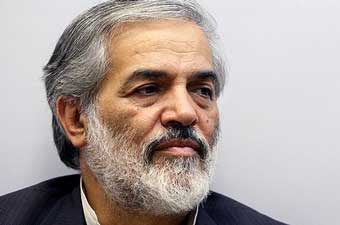 دروغ ستاد حسن روحانی درباره ماجرای دانشگاه گرگان / زیباکلام از من خواست حماقت این فرد را نادیده بگیرم /یک دانشجوی اصلاح طلب مرا تشویق کرد و گفت تو زین الدین زیدان هستی !!!