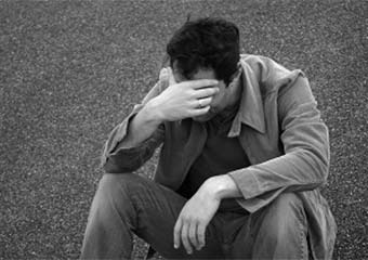 راز بخیههای پنهان سندرم «قلب شکسته»/ با افراد داغدار چطور برخورد کنیم؟