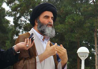 رفتارمنافقانه کرباسچی باید پاسخ داده شود / خانواده های شهدا فرزندان خود را به اهل بیت تقدیم کرده اند