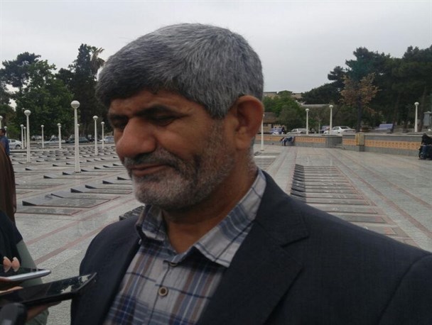 به مزدوران دشمن اجازه سخنرانی در گلستان نمی دهیم/ پایان تحصن تا لغو سخنرانی کرباسچی