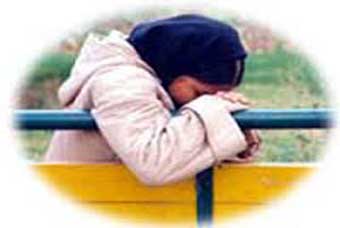 ماجرای ثریا و گلدان شیشه ای / داستانی واقعی از سرگذشت یک دختر گلستانی