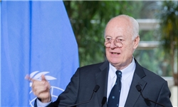 نمیتوانیم از رفتار ایران چشمپوشی کنیم پس باید کل سپاه را تحریم کنیم