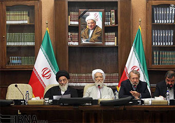 مسئول همیشه غایب مجمع تشخیص/ چرا رئیسجمهور برای مصلحت مردم ارزشی قائل نیست؟