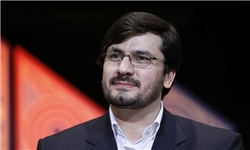 دولت باید خدمتگزار باشد نه منتگذار/ بخش عمده بانکهای کشور برای تامین اعتبار پروژههای افراد خاص از جیب مردم شکل گرفتهاند