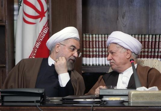 شکاف عمیق میان «وعده‌های انتخاباتی» و «عملکرد عینی» دولت روحانی/ ناکامی رفسنجانی در انتخابات ریاست‌جمهوری سال 96 