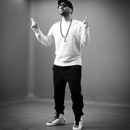 زانیار خسروی علیه معاون هنری اداره کل ارشاد گلستان موضع گیری کرد!