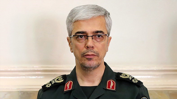 ترامپ حرف های بزرگ تر از دهانش می زد 