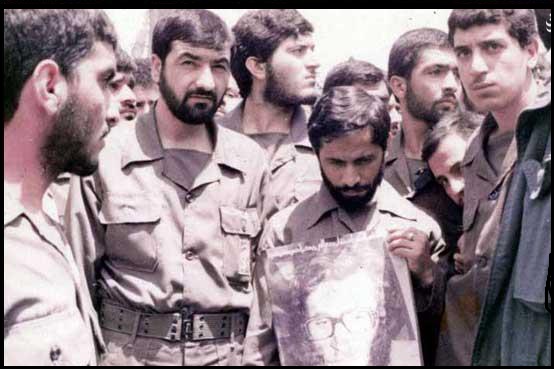 ناگفته‌ای از امام خمینی درباره مخالفت با ساخت وزارت سپاه در لانه جاسوسی 