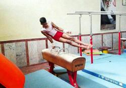  گرگان تنها مرکز استانی که خانه ژیمناستیک ندارد؛ ژیمناستیک گرگان بدون سرپناه/ پایه‌های سست ورزش پایه 