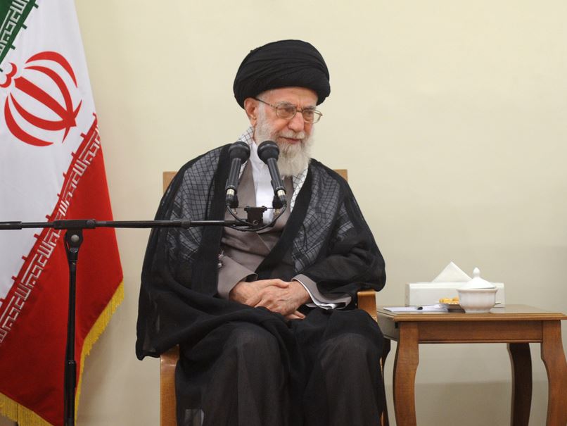 تجربه برجام نشان داد نباید در مقابل وعده آمریکا «اقدام نقد» انجام داد/ چرا باید تئاتر یا فیلمی تولید شود که تیشه به ریشه ایمان جوانان بزند؟/ قوه قضائیه باید در موضوع حقوق نجومی با متخلفان برخورد کند