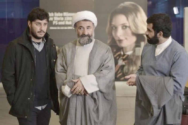 پس از انتقادات _رسانه‌های جبهه فرهنگی انقلاب_ اکران فیلم 