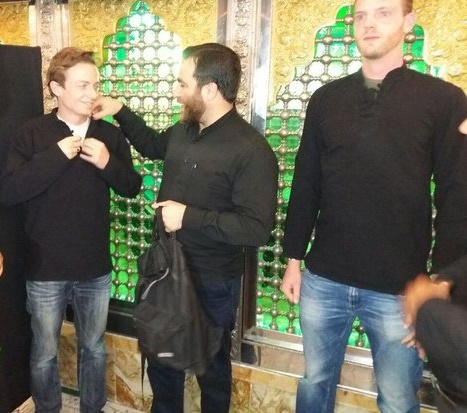 ۵ توریست مسیحی در امامزاده گرگان مسلمان شدند +عکس