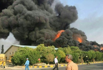 ردپای چینی‌ها در حوادث پتروشیمی‌ها / «تابلوی بورس» یا «چینی‌ها»؛ متهم کیست؟!