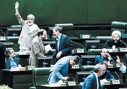 اقدام عجيب مجلس درنقض سياست­‌های كلی انتخابات فقط يک روز پس از ابلاغ رهبری! 